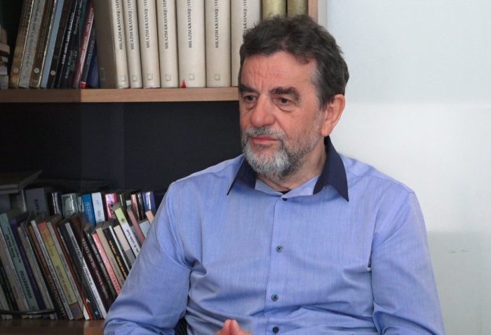 Krasniqi: Harresa e rrugës drejt pavarësisë është rrezik për Kosovën