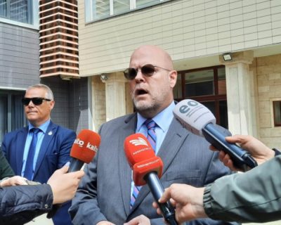 Hovenier: Jemi të shqetësuar për ndalimin e zëvendësdrejtorit të policisë, Jankoviq