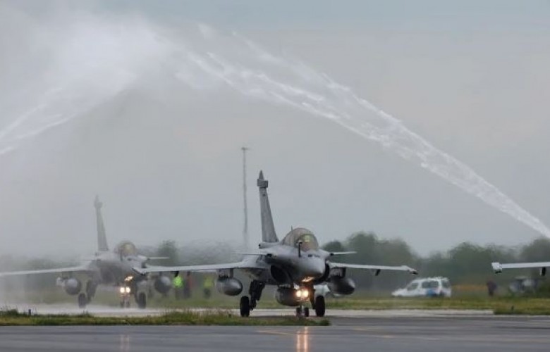 Në Kroaci  mbërrijnë 6 avionë luftarakë  Rafale  të blerë nga Franca