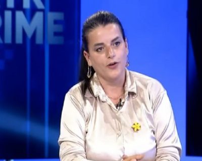 Vasfije Krasniqi: Çdo ditë e kujtoj tmerrin që më ndodhi nga forcat serbe