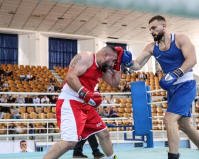 Kosova me gjashtë boksierë në turneun “Gongu i Artë”