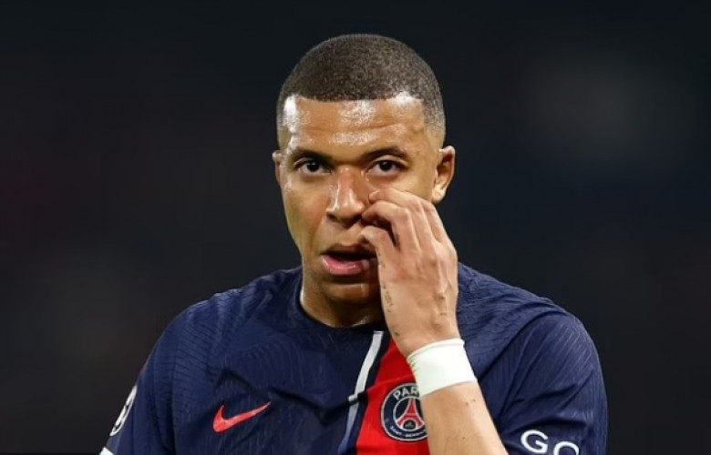 ‘L`Equipe’ për Mbappe-n: Ndeshja e tij me PSG-në ishte një makth i vërtetë