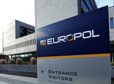 Operacioni “Pandora” i EUROPOL-it: Shkatërrohen 12 “Call Center” mashtruese – e përfshirë edhe Kosova