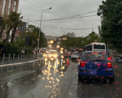 Policia del me një apel për shoferët pas reshjeve të shiut