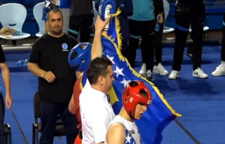 Ejupi rrëmben medaljen e artë në Kampionatin Ballkanik të Kick-boksit