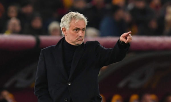 Mourinho konfirmohet si trajner i ri i Fenerbahçes