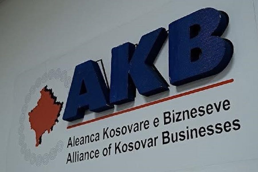 AKB: Vonesat në reforma rrezikojnë 882.6 milionë euro nga Plani i Rritjes i BE-së për Kosovën