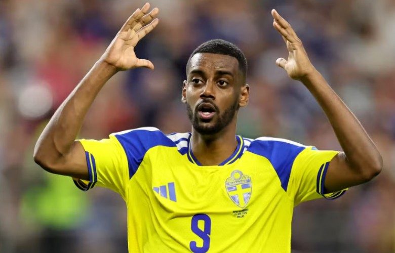 Barcelona pas Isak, Liverpool do të refuzojë çdo ofertë