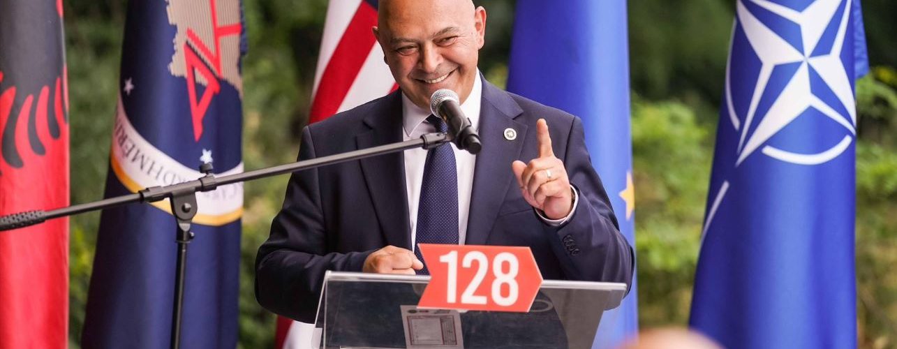 Ardian Gjini me mesazh: Votoni për ata që dijnë t’i realizojnë ato që i premtojnë para jush