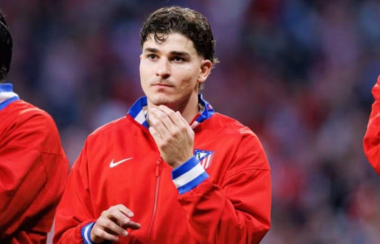Real Madrid ofron 150 milionë euro për Julian Alvarez, Atletico e refuzon