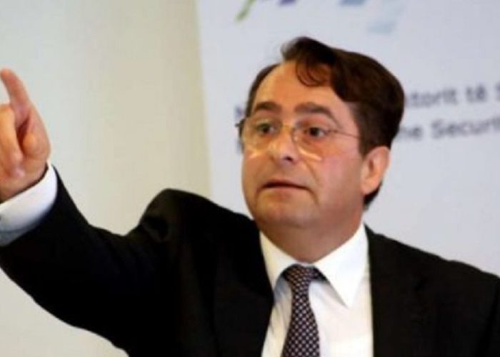Peci: Refuzimi i gazit amerikan, aventura më e rrezikshme politike e Kosovës pas luftës