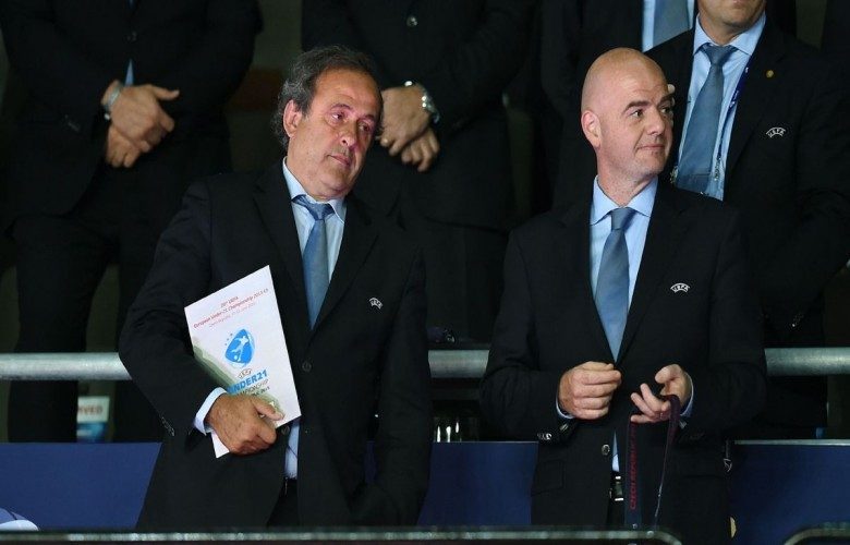 Platini denoncon Infantinon për komplot