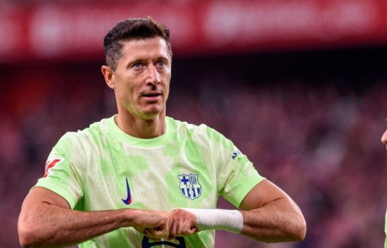 Chicago Fire synon transferimin e Robert Lewandowskit