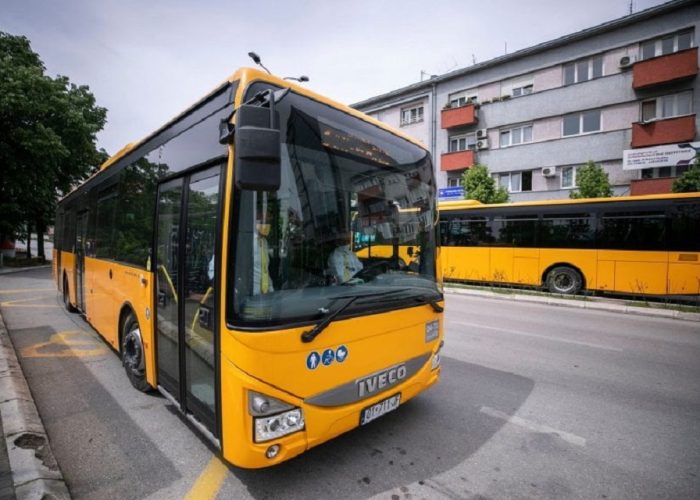 Shtrenjtohen biletat e autobusëve në Prishtinë, nga nesër hyjnë në fuqi çmimet e reja