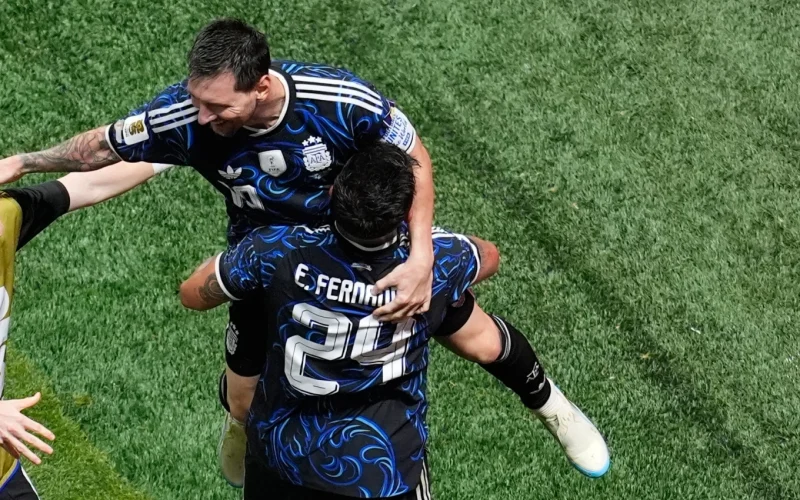 Argjentina me rikthim mahnitës për finalen e dytë rresht