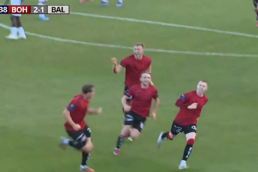 Ballkani humb avantazhin në Irlandë dhe përmbyset nga Bohemians