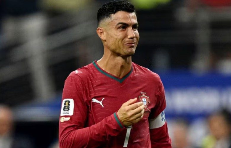 Sutton kritikon ashpër Ronaldon: Po endet në fushë si një gjysh