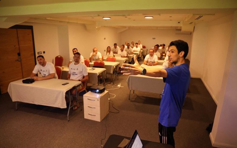 Përfundon me sukses kursi ndërkombëtar i FIVB-së për trajnerët e volejbollit në Kosovë