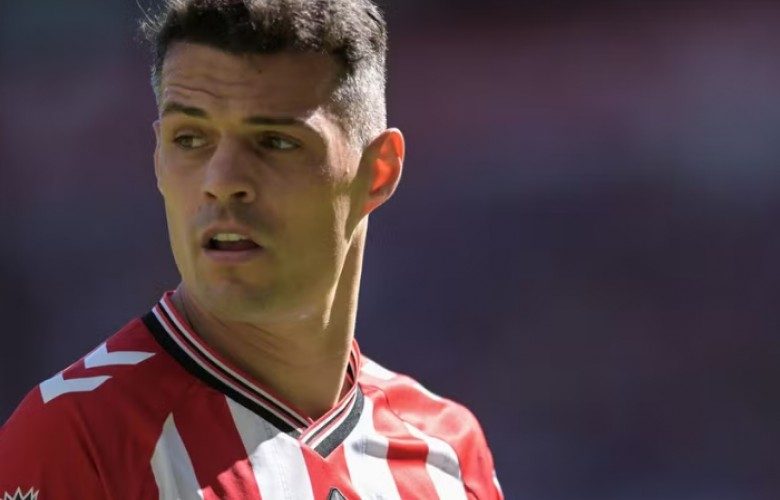 Xhaka e do Sunderlandin, largimi nuk diskutohet