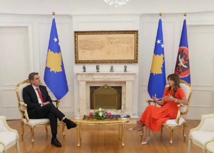 ​Haxhiu e dekreton Zejnulla Gashin Kryeprokuror të Shtetit