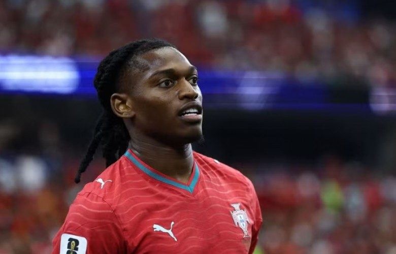 Fenerbahce mohon zërat për ofertat ndaj Leao e Demiroviq