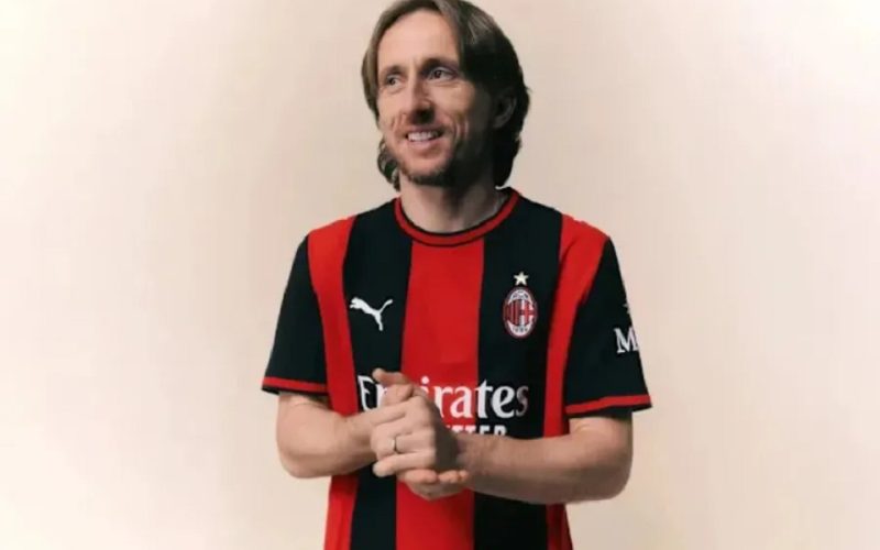 Luka Modric vazhdon edhe një vit te AC Milan