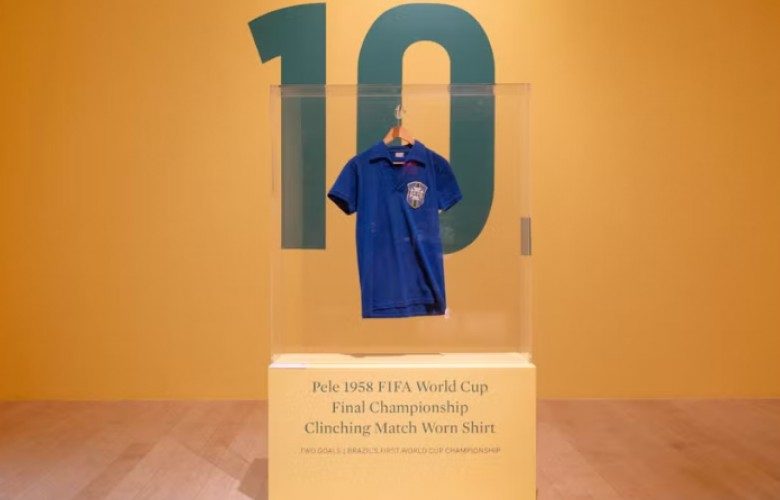 Shitet fanella e Pele-s nga botërori 1958