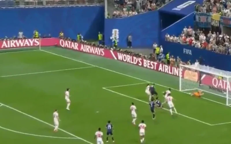 Supergol në fund, Enzo Fernandez trondit “Tre Luanët”