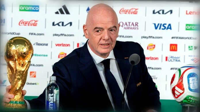 Infantino akuzon kritikët e Botërorit 2026 për “përhapje urrejtjeje”